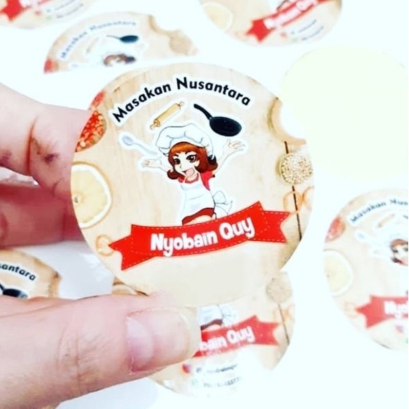 

Stiker Label Minuman/Stiker Vinyl/Stiker Transparan/Stiker Bulat/Stiker Custom