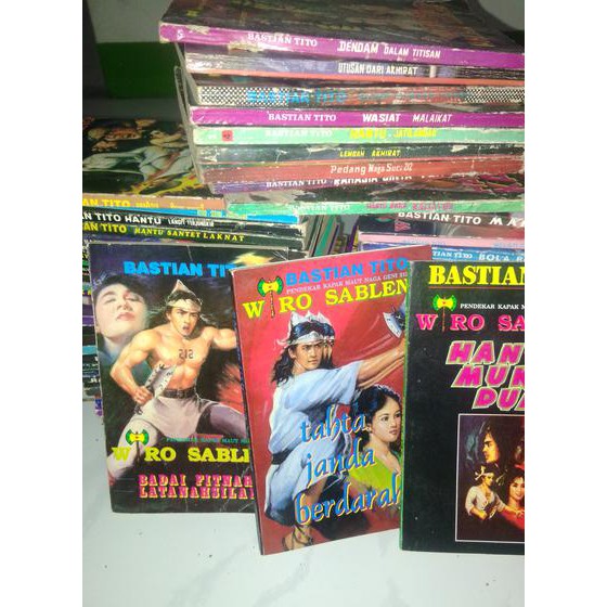 75 Hantu Selaksa Angin Gratis Terbaru