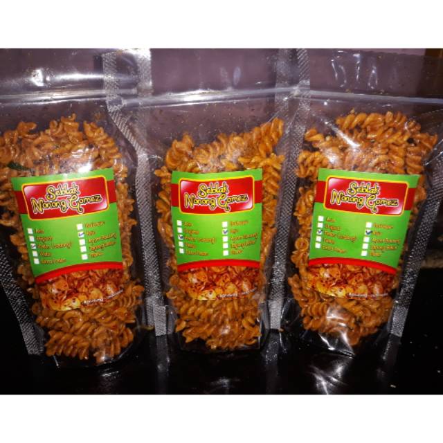 

seblak makroni spiral keju 100g