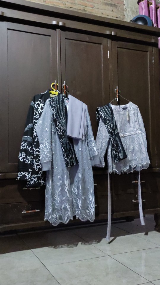 Baju Batik Couple / Batik Pria / Batik Set / Batik Lengan Panjang / Rok Set