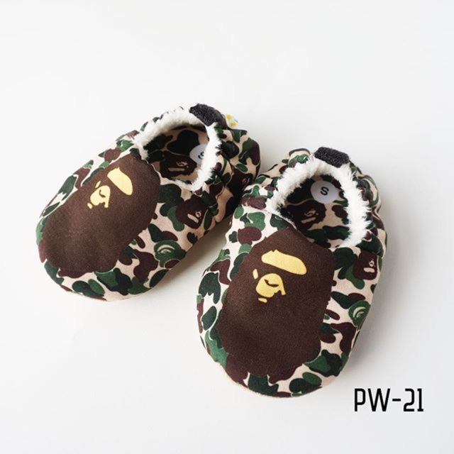 Prewalker sepatu bayi bape army
