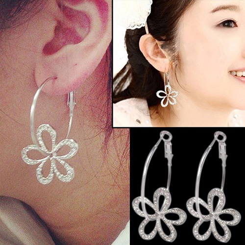 Hu Hu Hu Hu Hu Alat Bantu Pasang Kacamata♡ Anting Hoop Dangle Berlian Imitasi Model Bunga Hollow Untuk Wanita