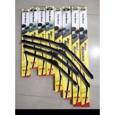 sepasang wiper kaca depan mobil Mitsubishi colt T120 ss frameless 16-16