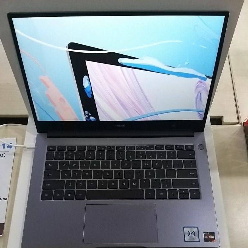 LAPTOP Huawei MateBook D14 AMD Ryzen 7 3500U