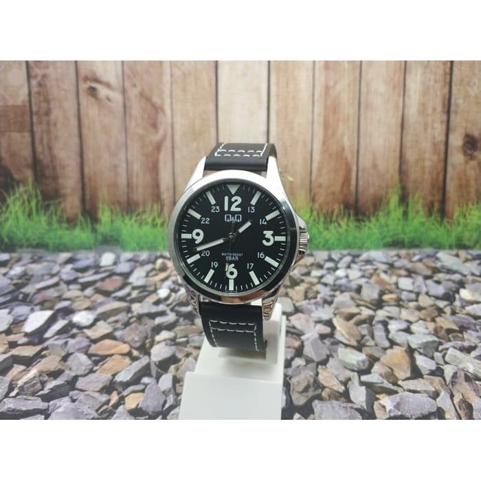 Q&Q QQ QnQ Analog Jam Tangan Pria Kulit Hitam QB12J305Y Original
