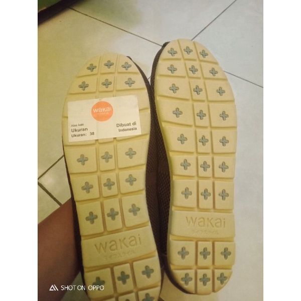SEPATU WAKAI ORIGINAL PRIA core knit
