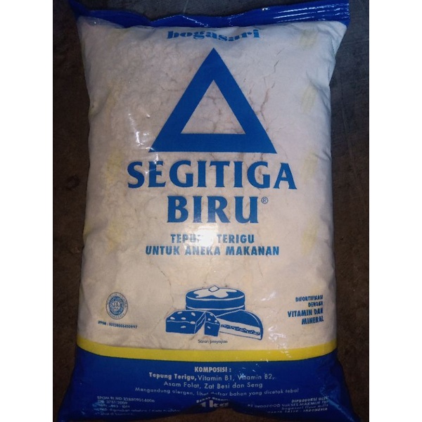 

Tepung Terigu Segitiga Biru 1kg