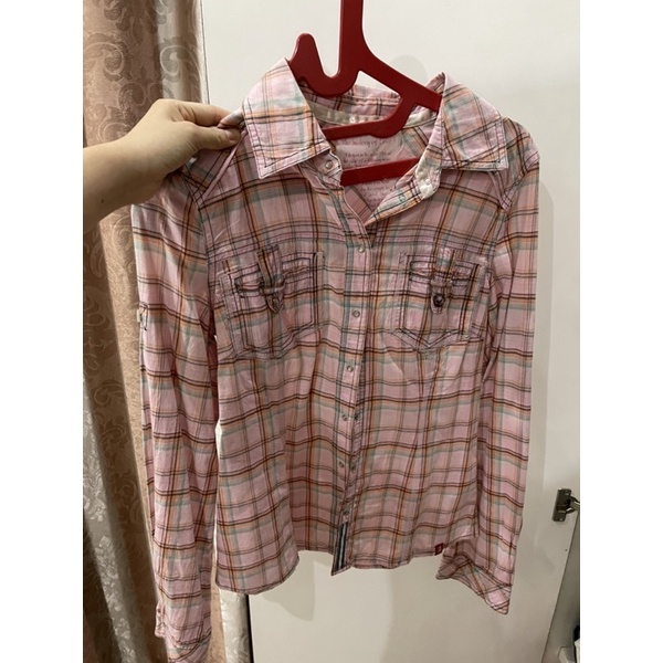 Kemeja Esprit Wanita Size: M, ukuran M setara ukuran S