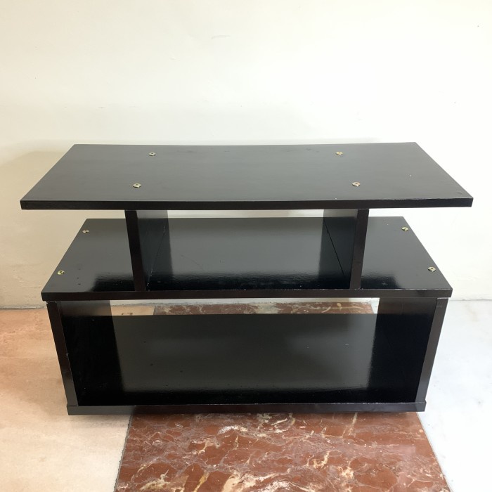 RAK MEJA TV LED KAYU SUSUN 3 + RODA MINIMALIS