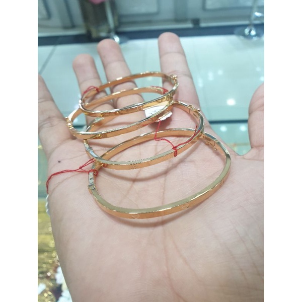 gelang bangle ctr* emas 700 kotak