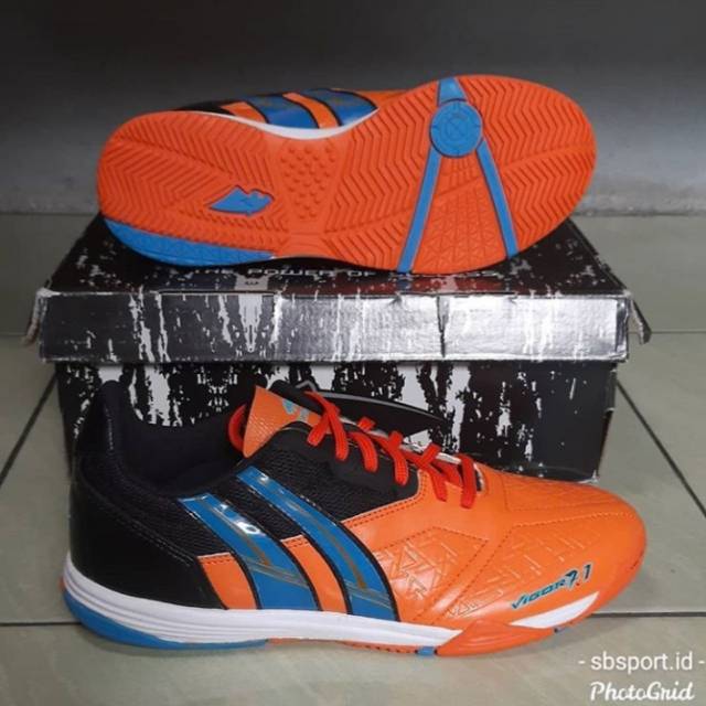 SEPATU FUTSAL PAN VIGOR 7.1 M ORANGE