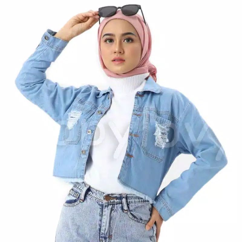 Jaket Jeans Wanita Kantong Sobek Reylin