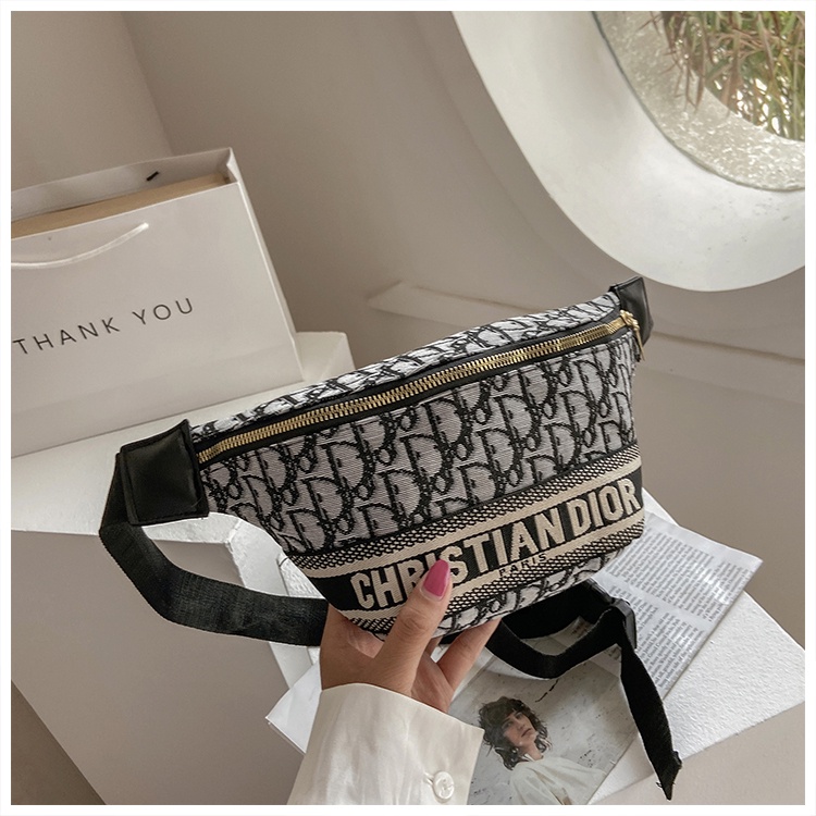 (2Pc Bisa 1Kg)GTBI998876720 New arrival  !!! Tas Pinggang  Wanita Import Premium