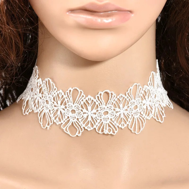 Kalung Ghotik Etnik Hitam-Putih Ghotic Ethnic Kain Renda Lace Necklace Gaun Pengantin
