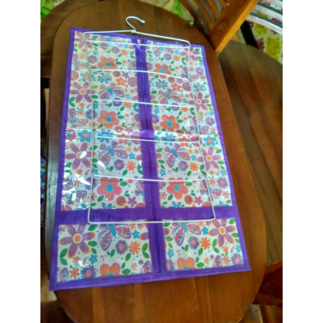 Rak gantung jilbab. Cover hijab
