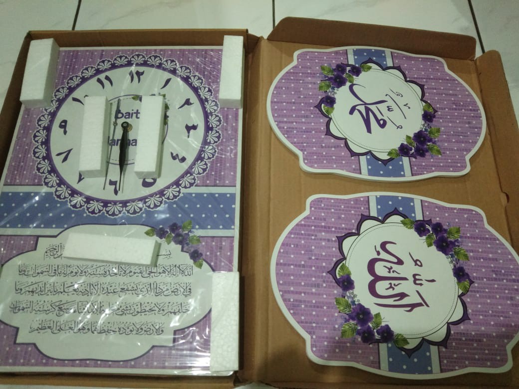 Jam Dinding 1 Set Shabby Pink Bunga