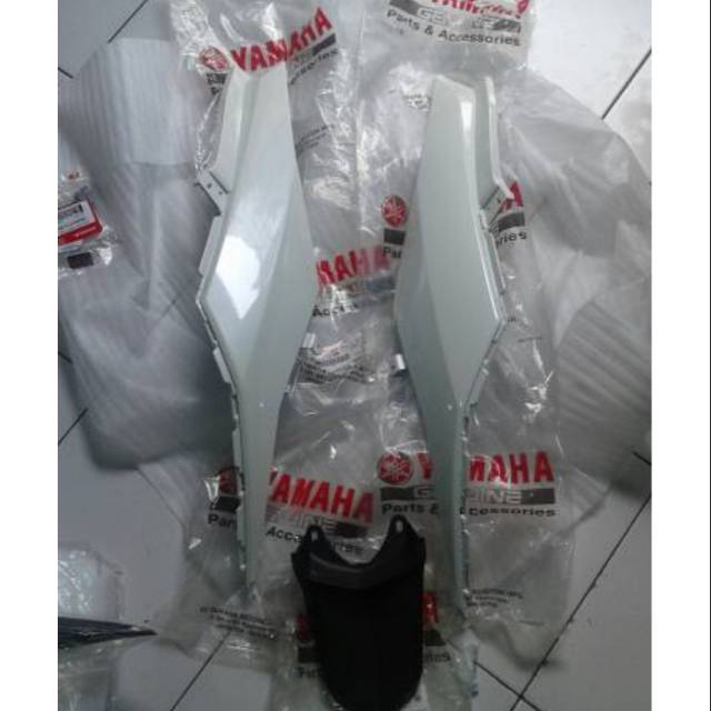 COVER BODY BELAKANG SET MIO 125  M3 ORIGINAL YGP