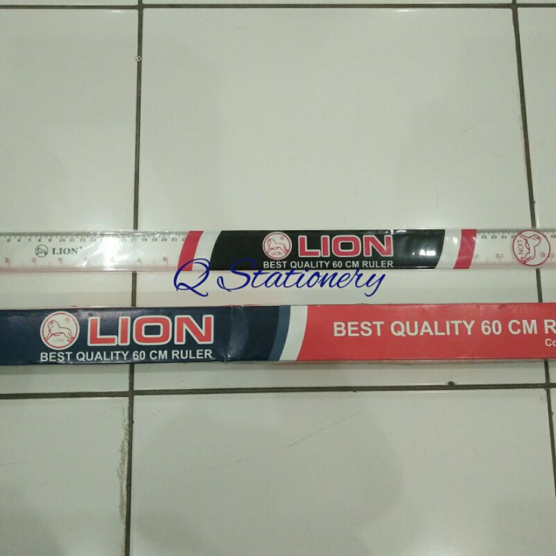 

Penggaris plastik mika bening 60 cm Lion