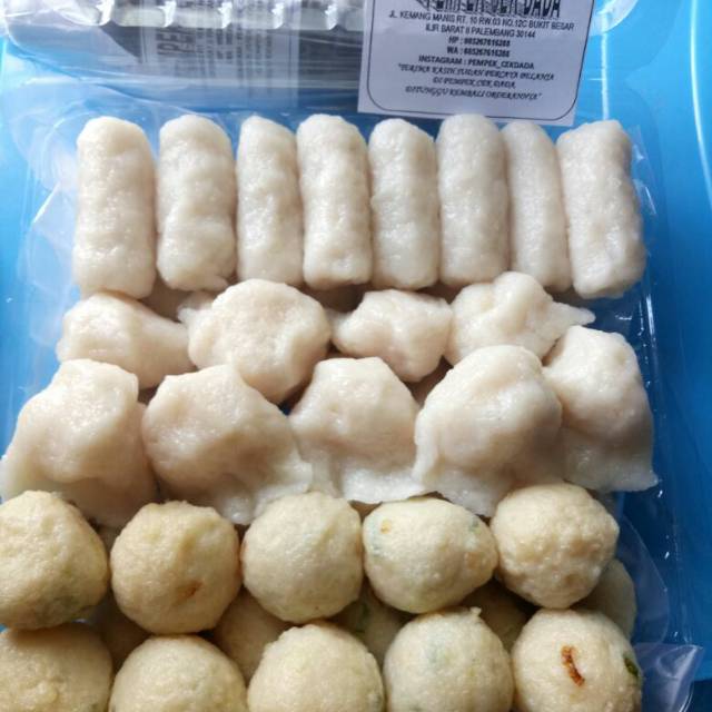 

Paket 1 pempek campur isi 50 biji