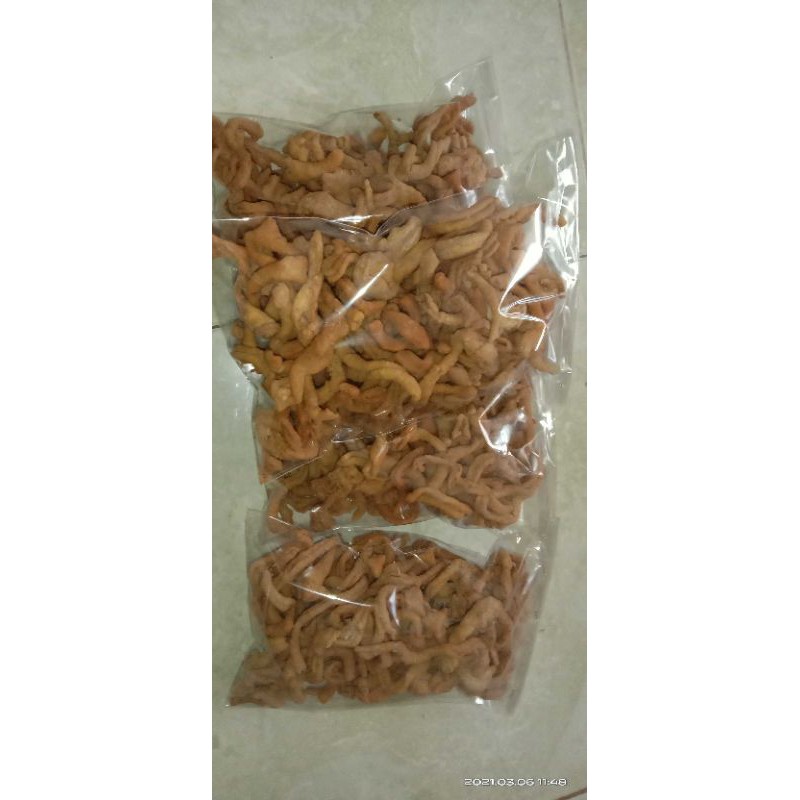 

kripik usus ayam halal