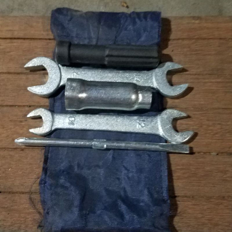 kunci set buat motor dan mobil 1set