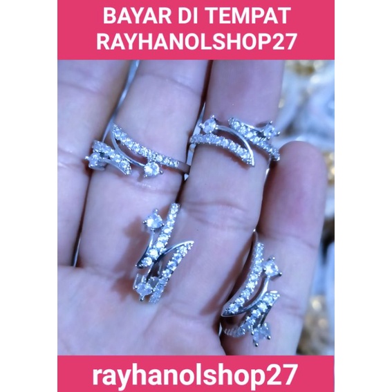 TERBARU RO-27 PERHIASAN PRIA WANITA TITANIUM MOTIF MOTIF TERBARU, TERSEDIA WARNA NYA GOLD DAN SILVER