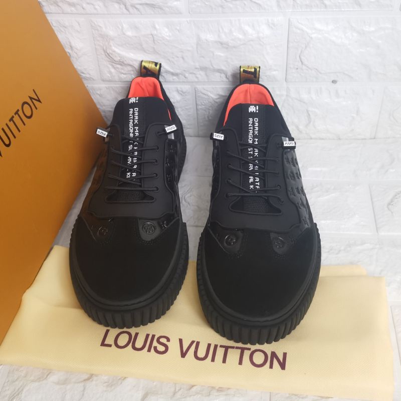 sepatu lv sneaker pria cowok lou is vuitton shoes casual baru hitam mirror quality kulit asli Black leather