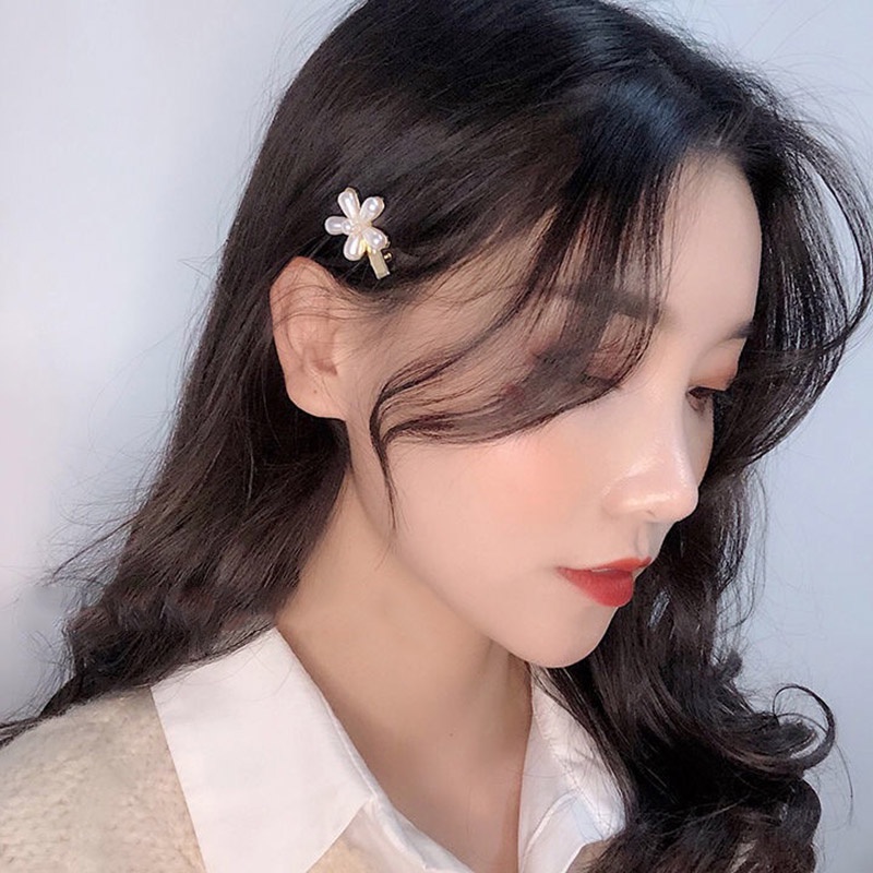 Korea Elegan Temperamen Mutiara Kecil Kecil Ambil Klip Ponytail Klip Camellia Kelopak Rambut Klip