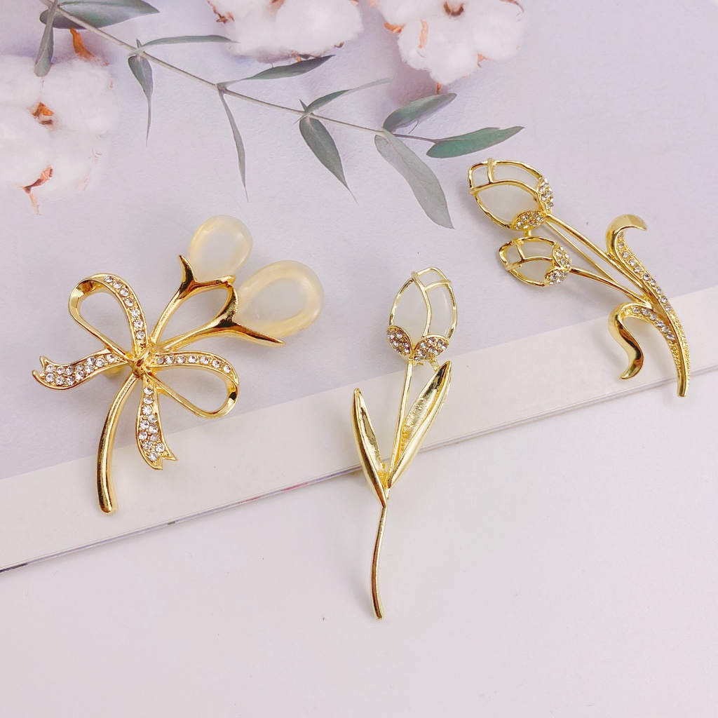 Bros Bunga Mawar Opal Untuk Wanita Tulip Fashion Pin Elegan Berlian Imitasi Brooch Jewelry Flower Korsase