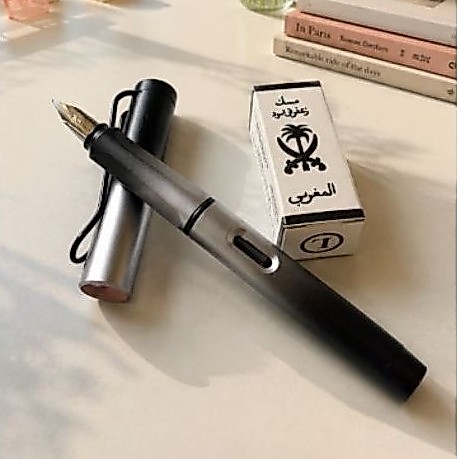 pulpen isi ulang tinta jafaron hitam