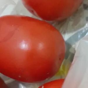 

Tomat merah sedang 250g