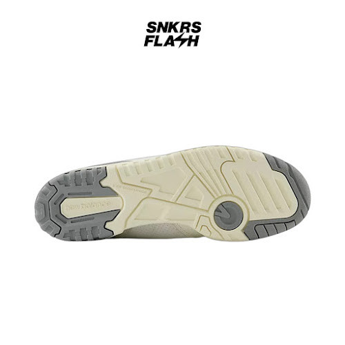 NEW BALANCE 550 Sea Salt Slate Grey Sepatu Sneakers Pria - BB550LEM - Size 45