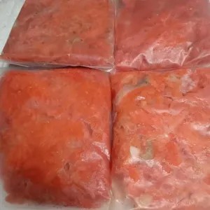 Tetelan daging salmon