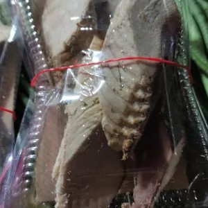IKAN TONGKOL IRIS