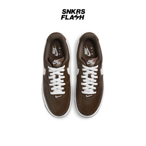 NIKE Air Force 1 Low Retro Qs Chocolate White Sepatu Sneakers Unisex - FD7039200 - Size 45