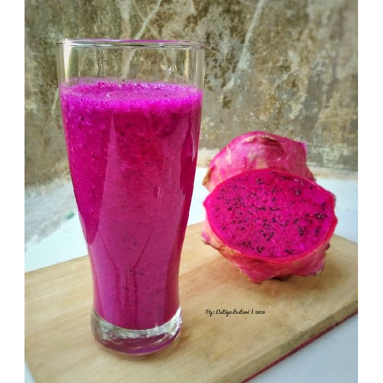 jus buah naga gelas sedang