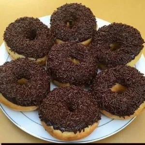 Donat kentang coklat misis