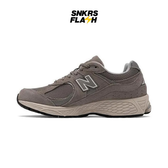 NEW BALANCE 2002R Marblehead Aluminum Sepatu Sneakers Pria - ML2002RC - Size 40.5