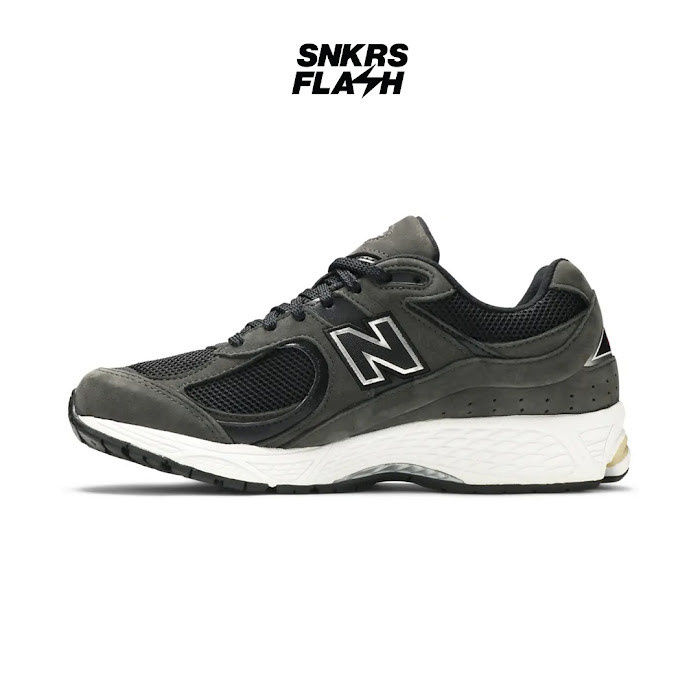 NEW BALANCE 2002R BLACK GREY - ML2002RB - Size 43