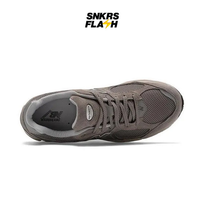 NEW BALANCE 2002R Marblehead Aluminum Sepatu Sneakers Pria - ML2002RC - Size 40.5