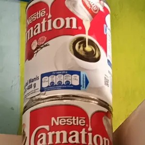 susu kaleng carnation