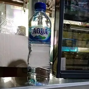 aqua botol 600 ml 600ml