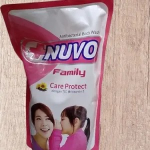 sabun cair Nuvo Family Refill pink  "care protect" 450ml
