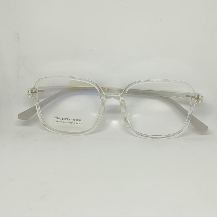 [20] ​Kacamata Full Frame Square Large – Fashionable & Bold