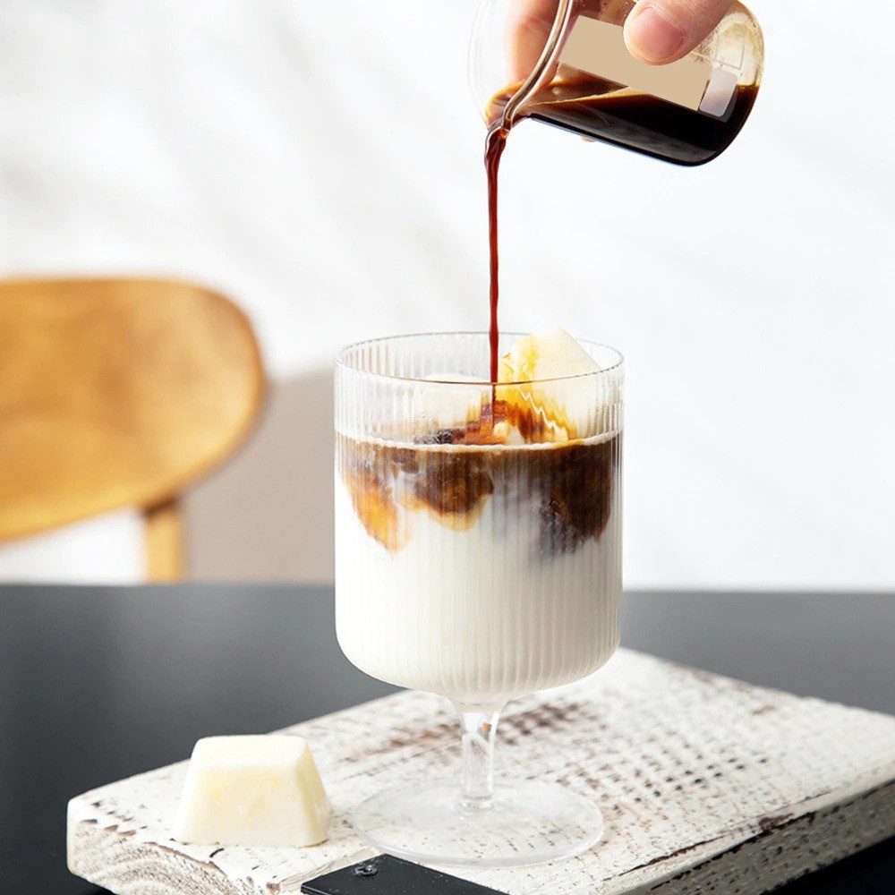 Dozzlor Gelas Kaca Aesthetic Pudding Vertical Stripe Glass 240ml - KT010