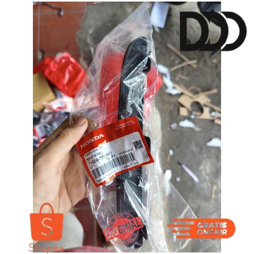 Tutup Cover Kisi Kisi Garnis Garnish Intake Bumper Bemper Belakang Honda Jazz RS GE8 2008 2009 2010