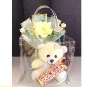 Hampers Boneka mix Coklat dan mini bucket 200g