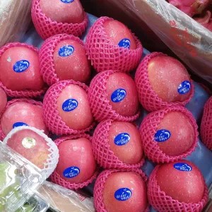 Apel Fuji premium wider way per kg