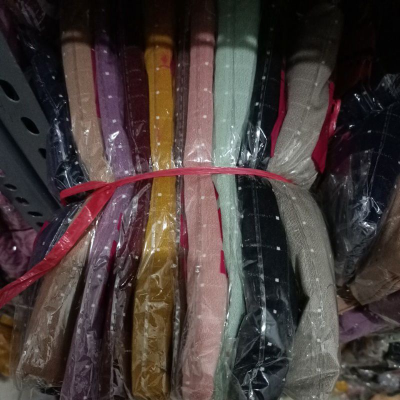 ORI ALLINE HIJAB KHIMAR BERGO AYRIN JUMBO PED / NON PED PREMIUM ORIGINAL ALINE JILBAB BERGO KERUDUNG JUMBO SYARI RUBY ALLIN MOTIF RUBI POLKA POLKADOT BENTOL TIMBUL REMPEL RUFFLE XXL XL SYARI FO DESVIKA AYYUBY-MINIMAL 10PCS RANDOM