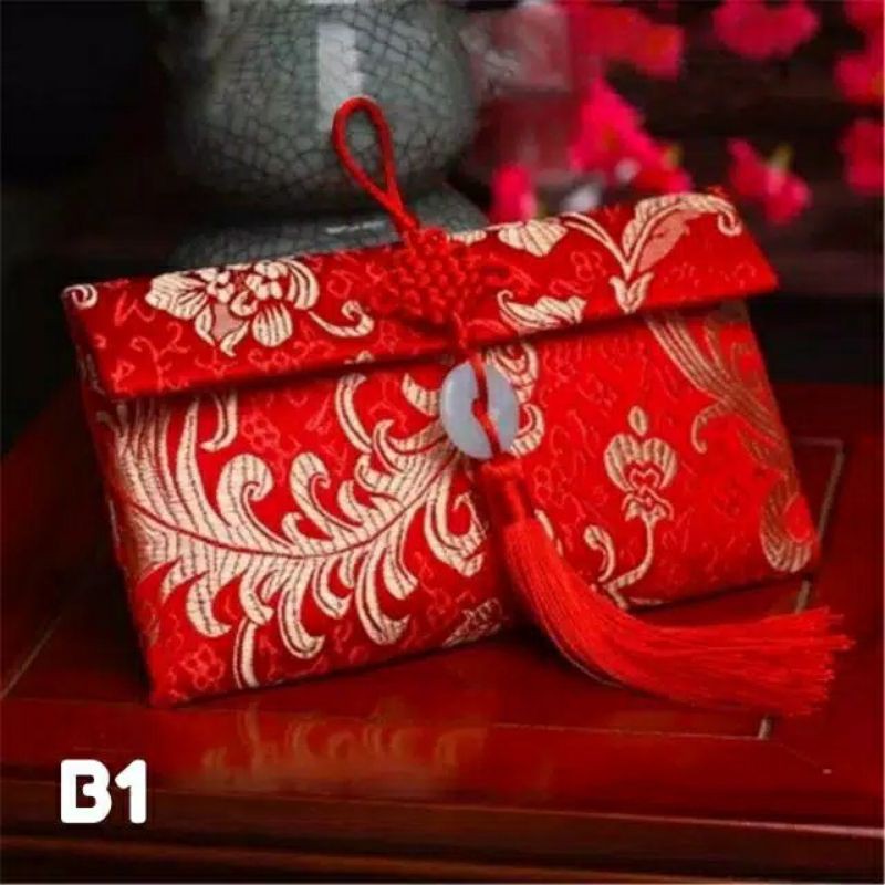 

Angpao Imlek 2021 kain Chinese New Year Sangjit Hong bao red Ready stock